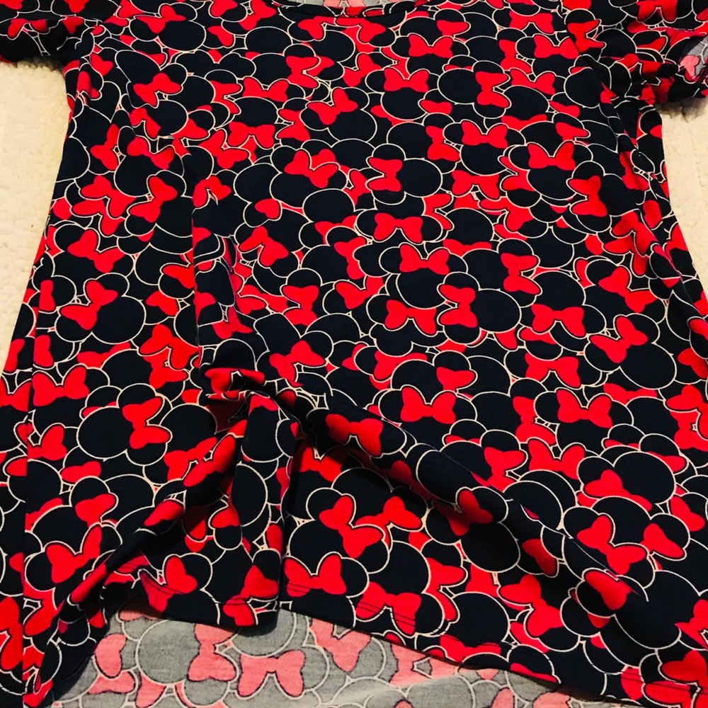 Disney Lula roe Classic T Minnie Mouse